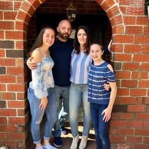 Meet your Posher, Elisa